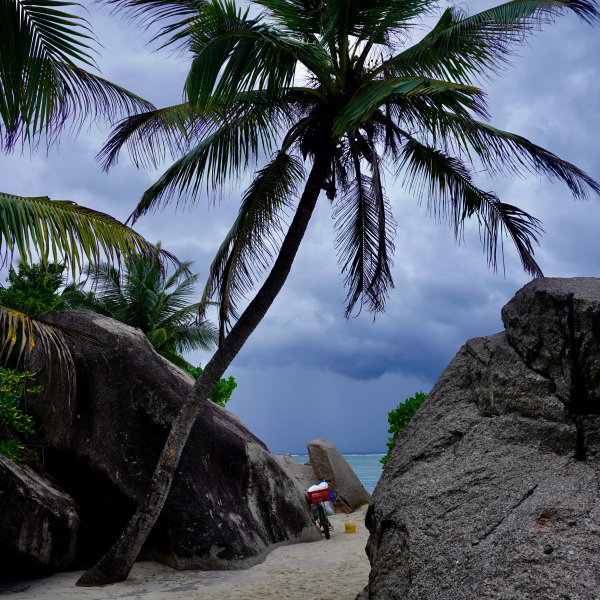 seychelles-la-digue-cycles-02