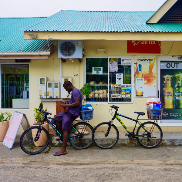 seychelles-la-digue-cycles-06