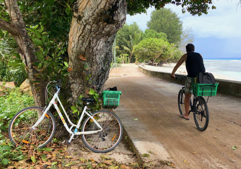 seychelles-la-digue-cycles-10